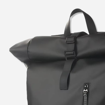 the roll top 20L rainproof backpack - G hook closure