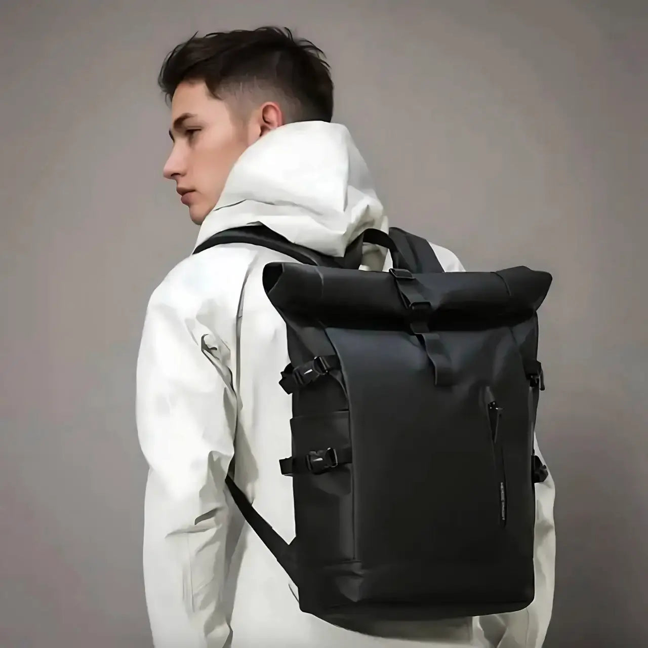 the roll top 20L rainproof backpack - black
