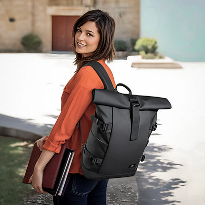 the roll top compact backpack - black